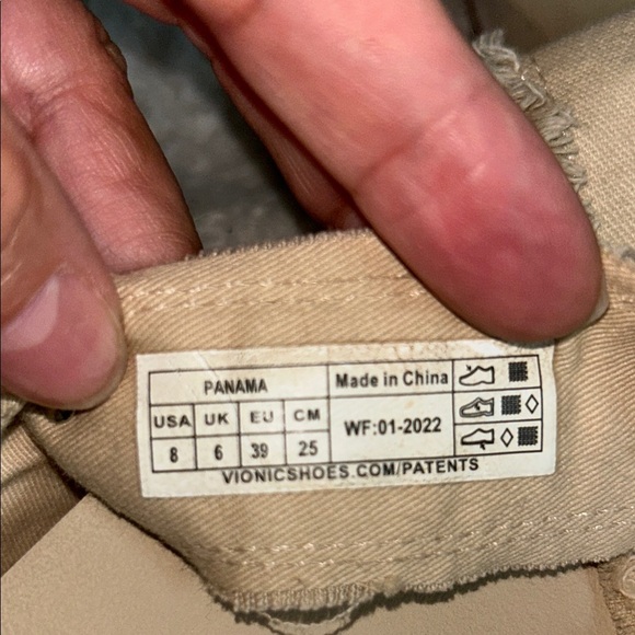 Vionic Cream Cross-Strap Sandals - Picture 7 of 9